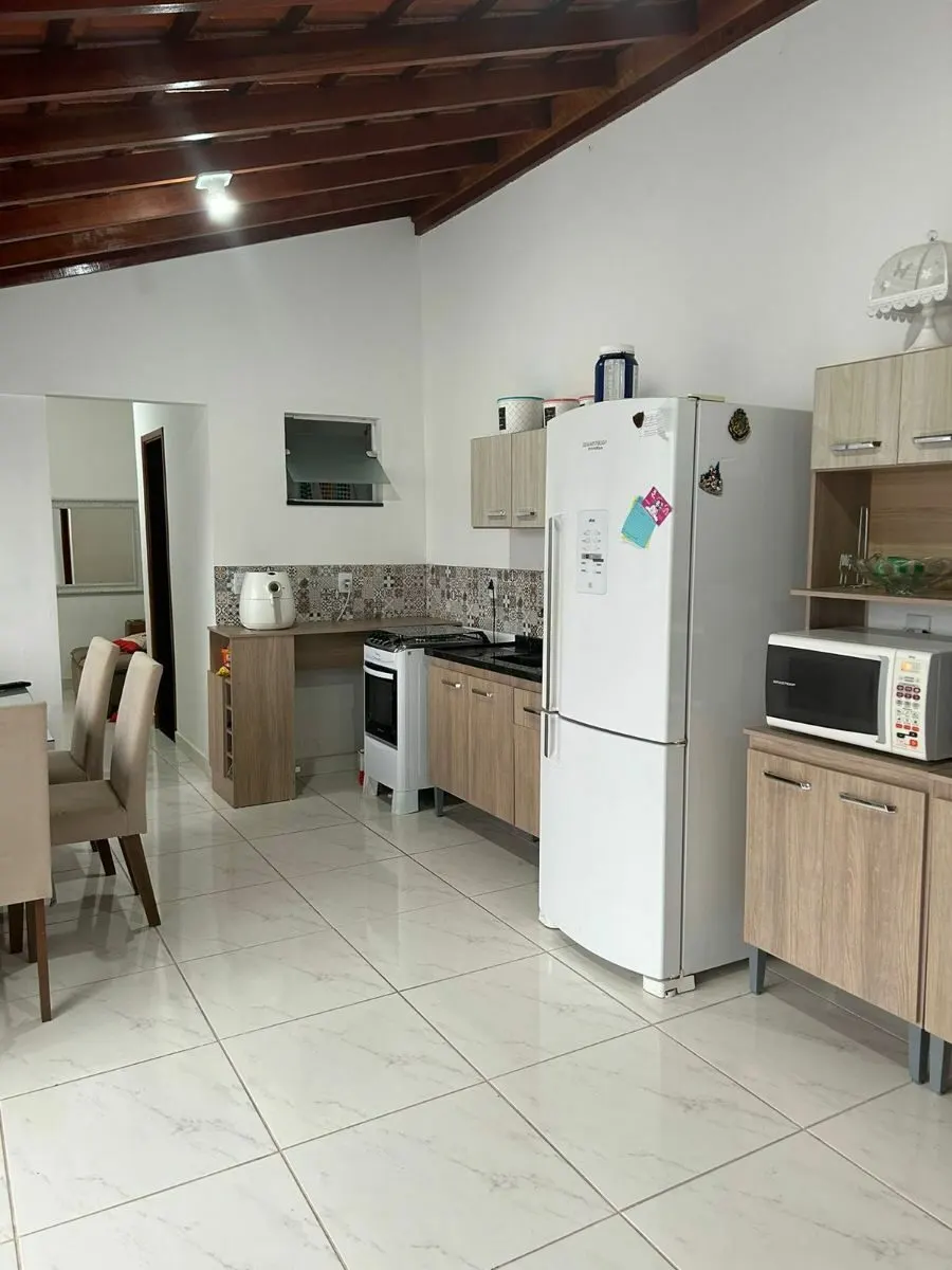 Foto 2 de Casa térrea de 3 quartos (1 suíte) com piscina e área gourmet, Pinheirinho