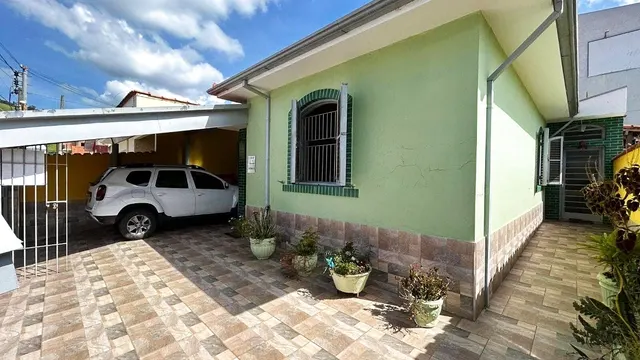 Foto 1 de Casa térrea de 5 quartos (2 suítes) com aquecimento solar, São Vicente