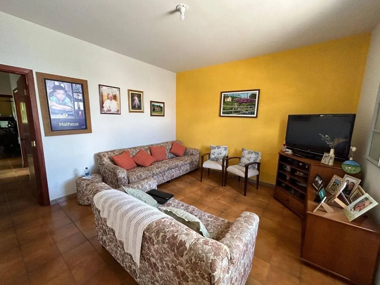 Foto 2 de Casa térrea de 5 quartos (2 suítes) com aquecimento solar, São Vicente