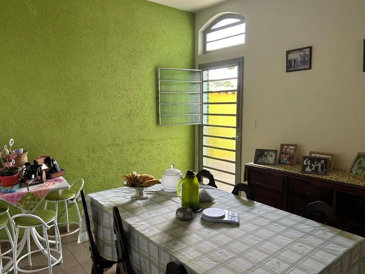 Foto 7 de Casa térrea de 5 quartos (2 suítes) com aquecimento solar, São Vicente
