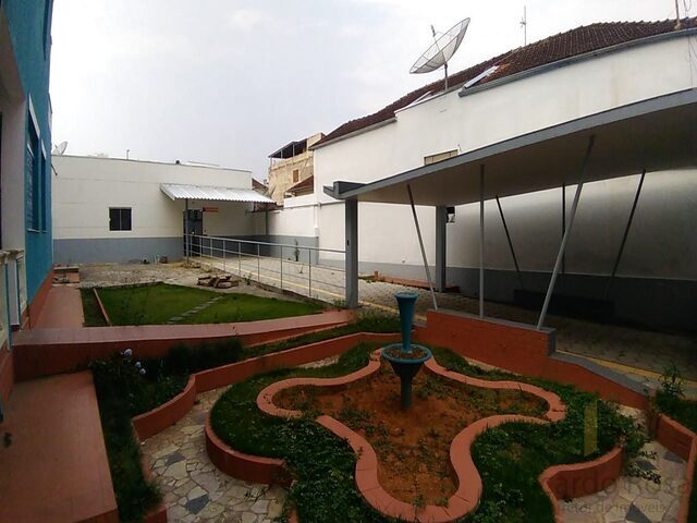 Foto 4 de Casarão comercial de 350 m² com acessibilidade e jardim, Boa Vista