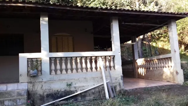 Foto 1 de Chácara de 990 m² com casa de 2 quartos e pomar, Cantagalo