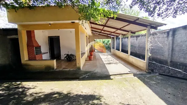 Foto 1 de Chácara com casa de 2 quartos, churrasqueira e árvores frutíferas, Açude