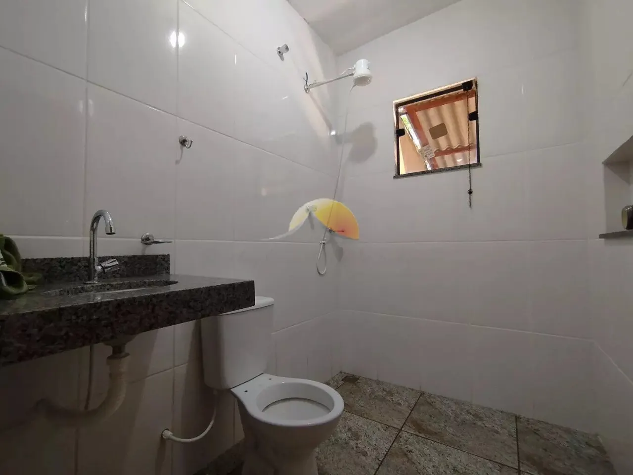 Foto 7 de Chácara com casa de 2 quartos, churrasqueira e árvores frutíferas, Açude