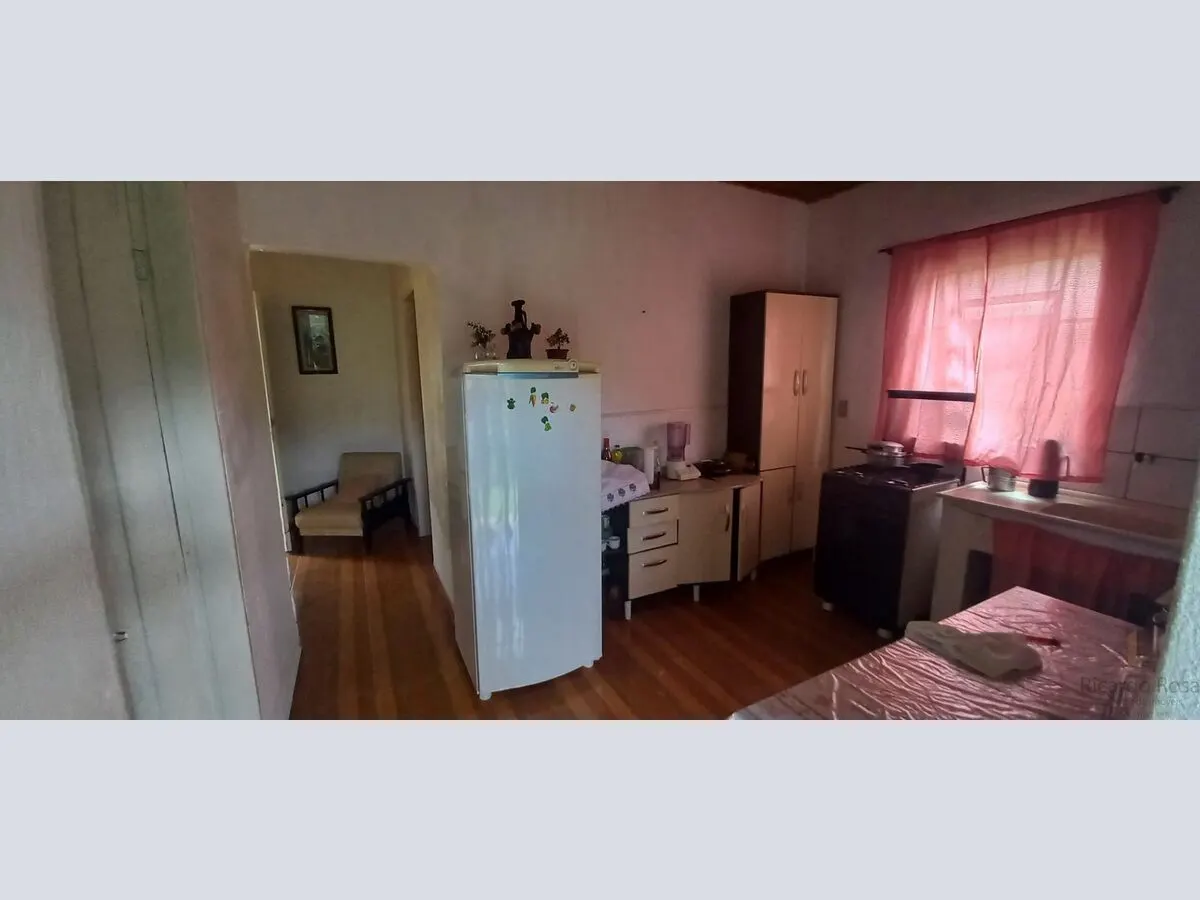 Foto 6 de Chácara com casa de 2 quartos, pomar e área de churrasco, Água Limpa