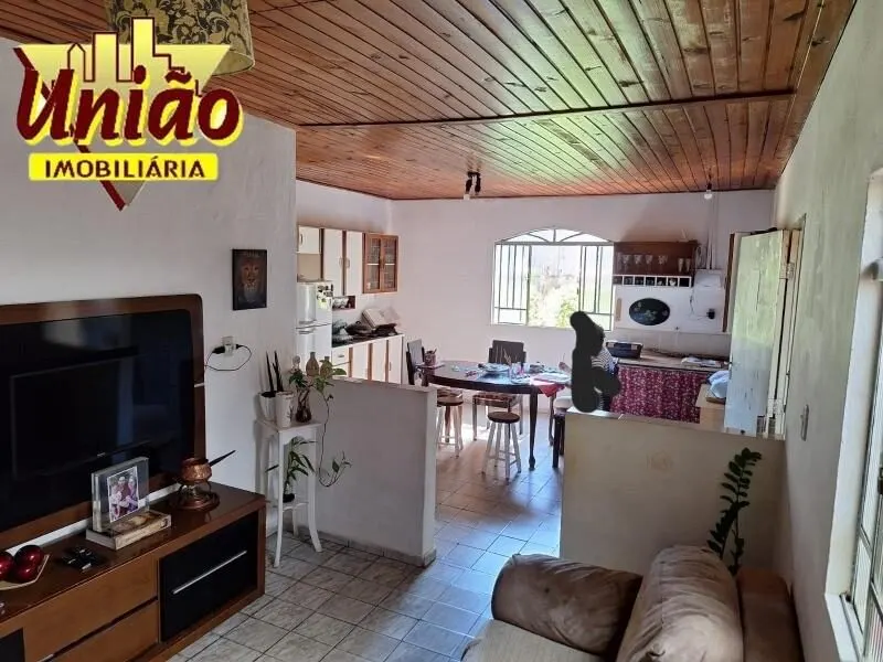 Foto 6 de Chácara com casa de 3 quartos, pomar e nascente, Juru