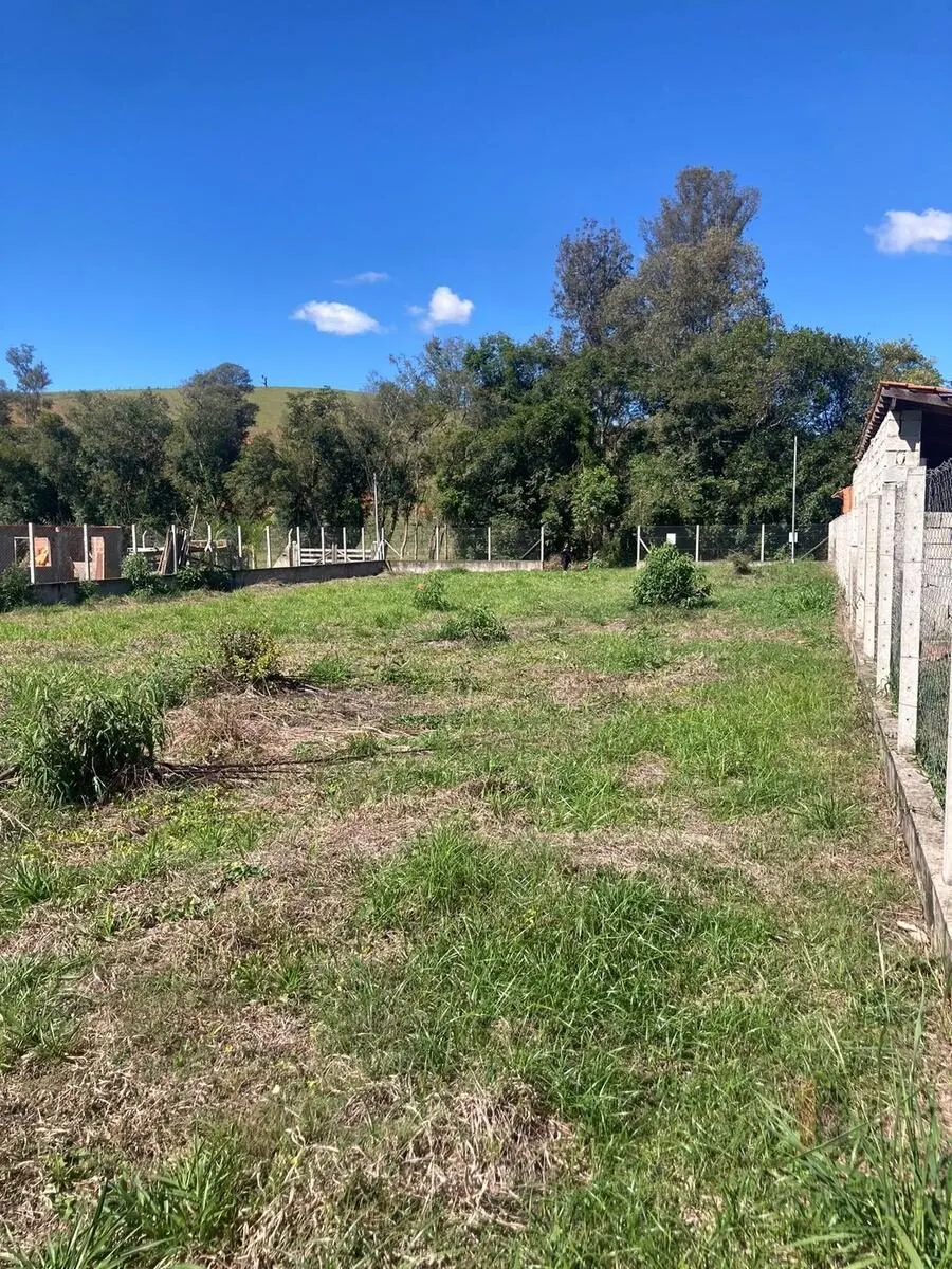 Foto 5 de Chácara de 1.112 m² nivelada e cercada, Pessegueiro