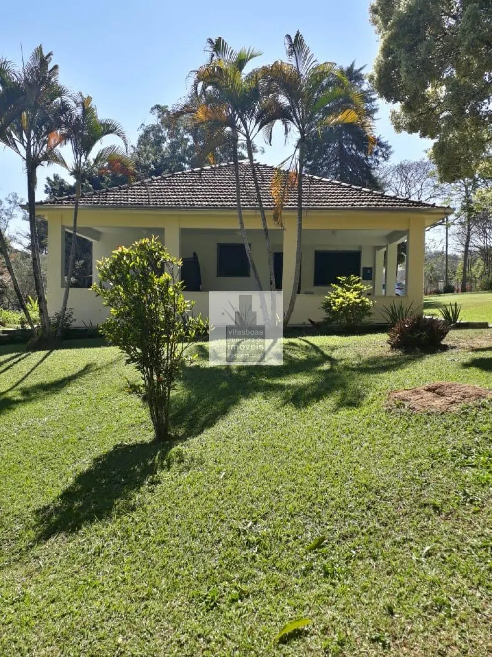 Foto 4 de Chácara de 13,9 hectares com casa de 4 quartos, piscina e área de churrasco, Pessegueiro