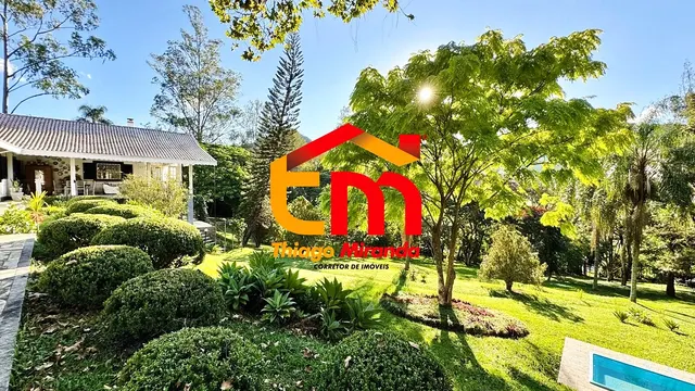 Foto 1 de Chácara de 19.600 m² com casa de 3 quartos, piscina e pomar, Área Rural de Itajubá