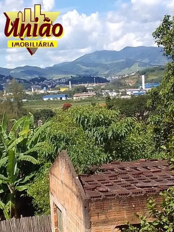 Foto 2 de Chácara de 2.250 m² com 4 quartos e pomar, Nações