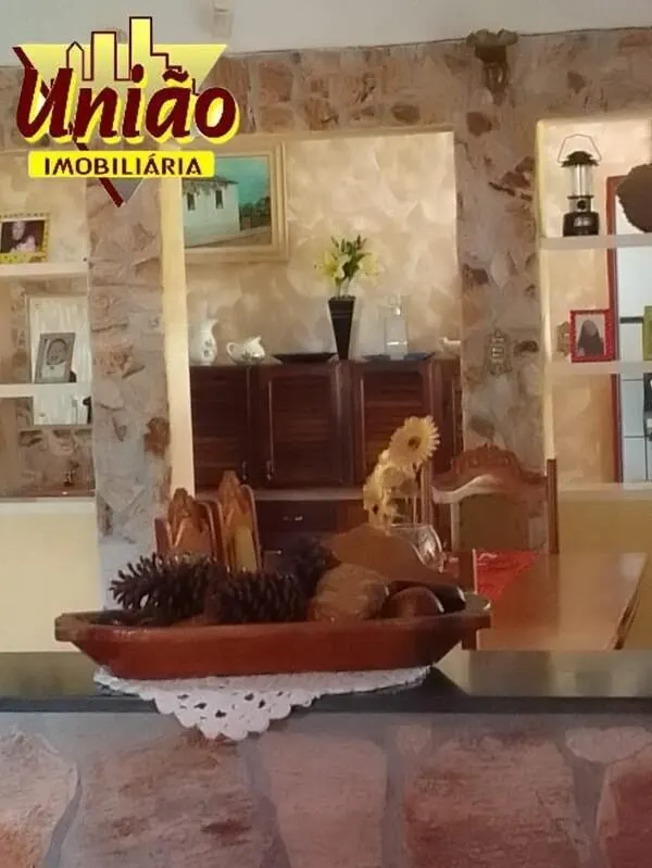 Foto 3 de Chácara de 2.250 m² com 4 quartos e pomar, Nações