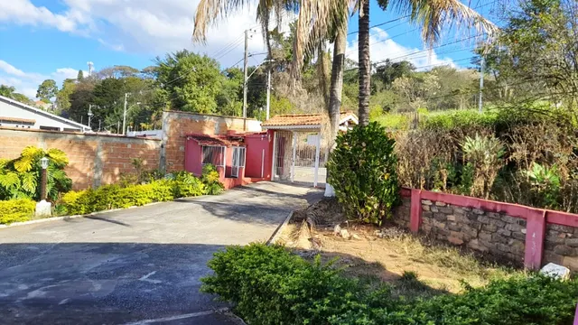 Foto 1 de Chácara de 2.250 m² com casa de 5 quartos, pomar e área gourmet, Nações