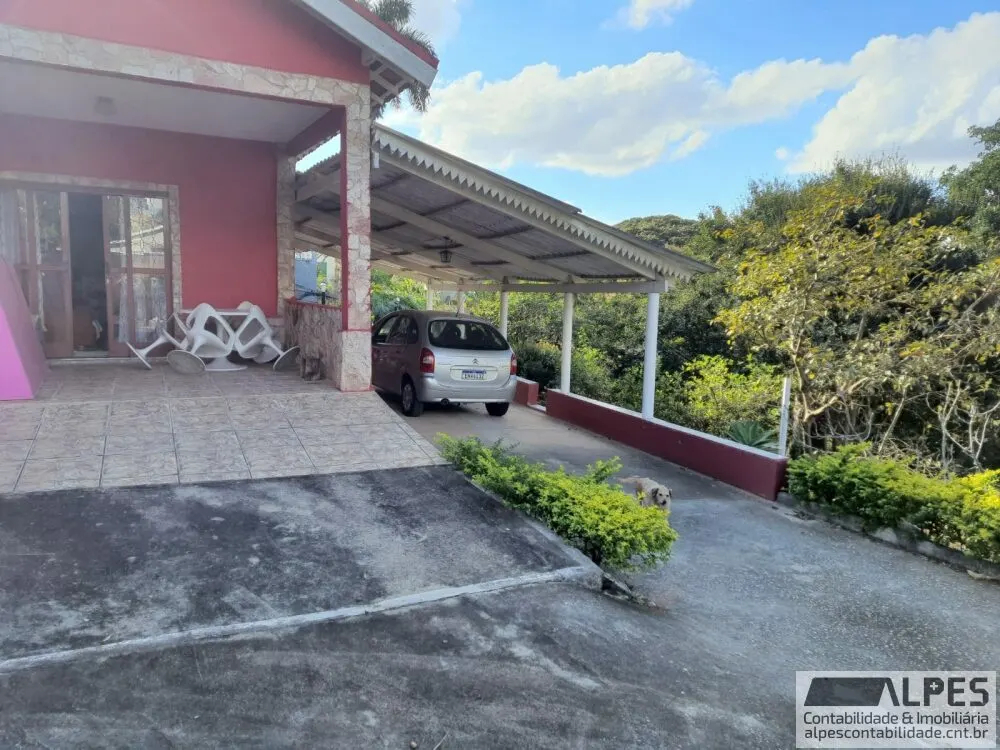 Foto 4 de Chácara de 2.250 m² com casa de 5 quartos, pomar e área gourmet, Nações