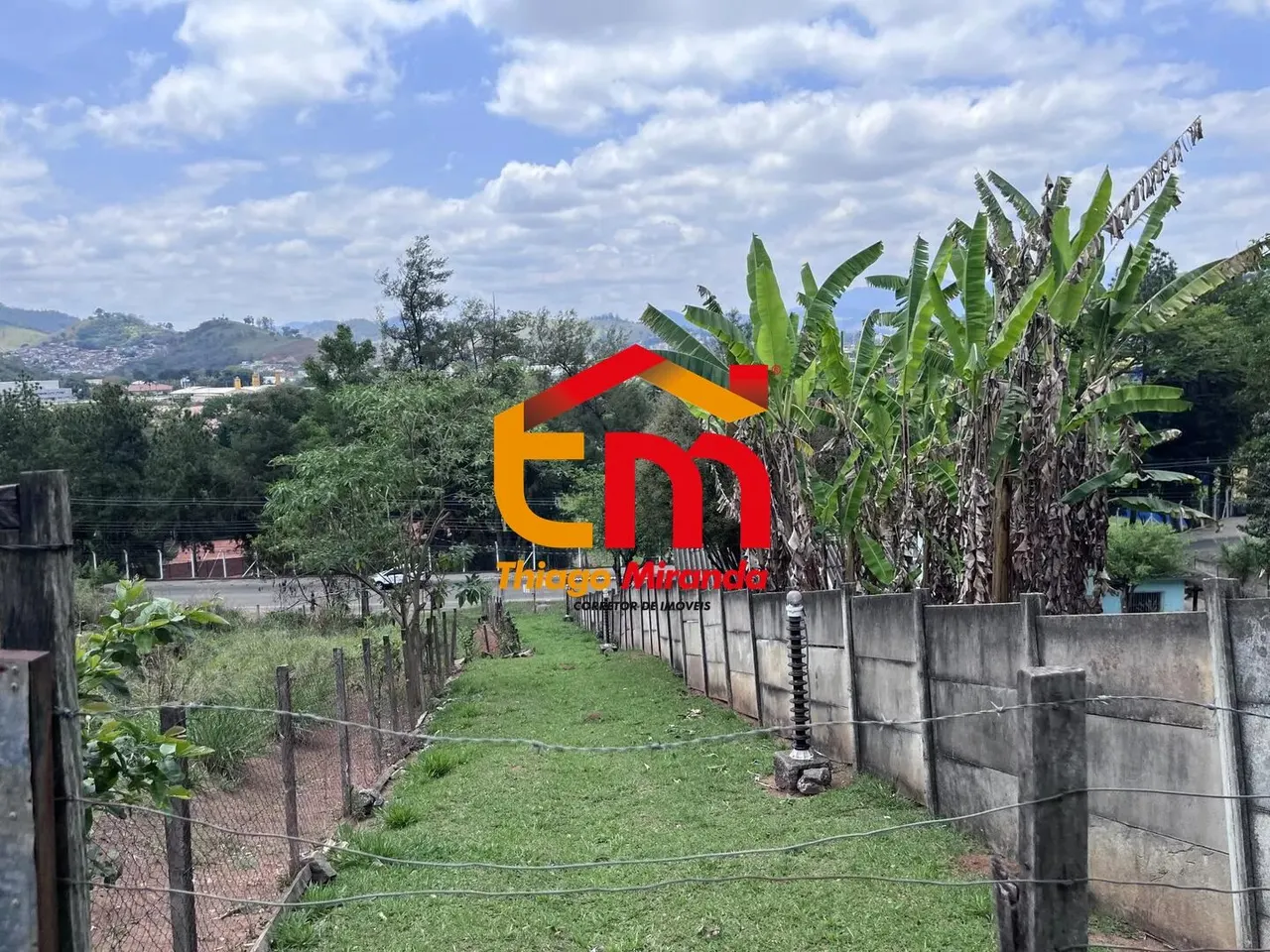 Foto 7 de Chácara de 2.250 m² com casa de 5 quartos, lareira e pomar, Nações