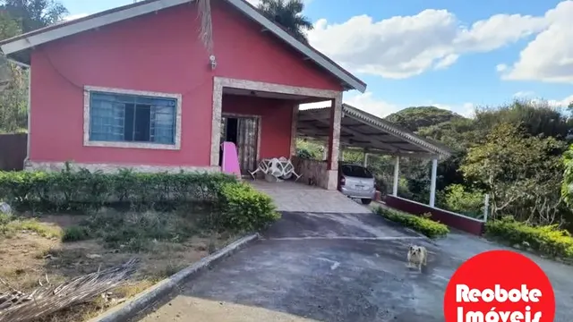 Chácara com casa de 5 quartos, área gourmet e pomar, Nações