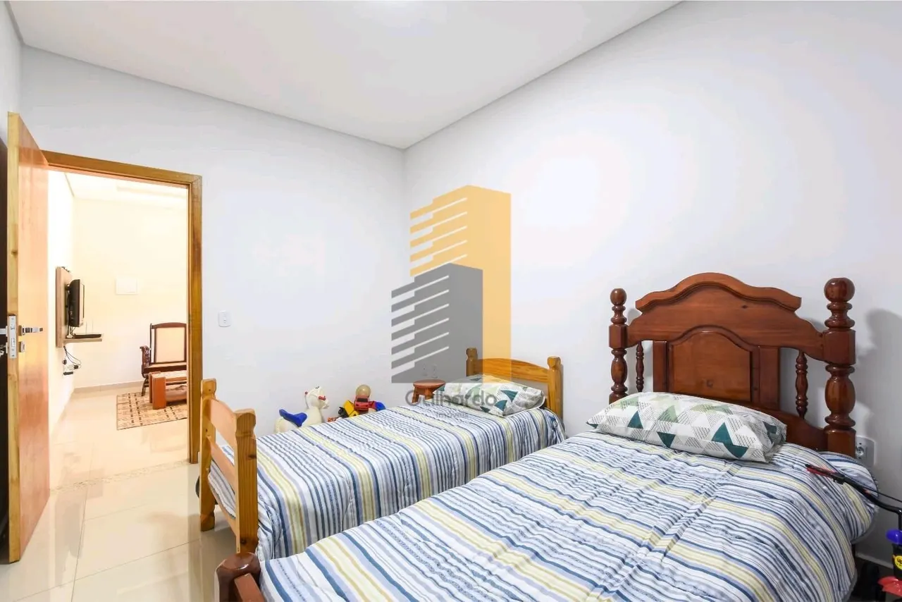 Foto 6 de Chácara em condomínio com casa de 3 quartos (1 suíte), piscina e deque, Área Rural de Itajubá