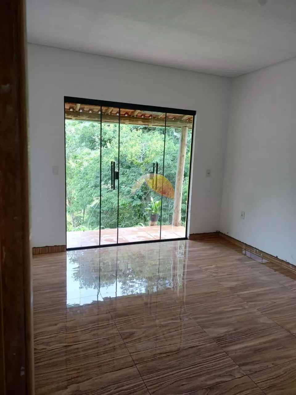 Foto 4 de Chácara de 4.000 m² com casa de 3 quartos, tanques de peixe e pomar, Água Limpa