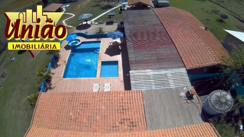 Foto 3 de Chácara com casa de 4 quartos, piscinas e tanque de peixes, Freires