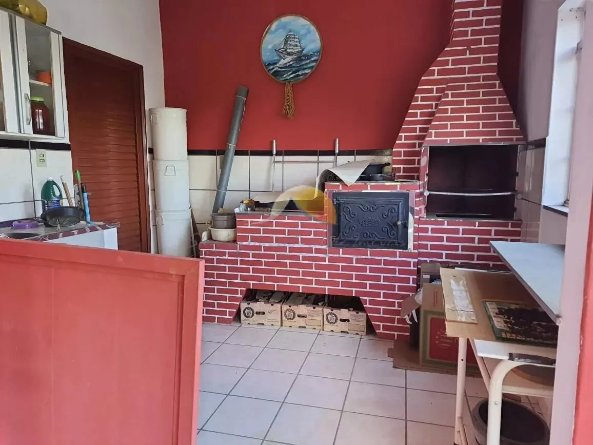 Foto 6 de Chácara de 5 quartos com lareira, área gourmet e pomar, Nações
