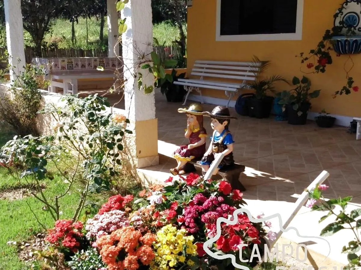 Foto 2 de Chácara escriturada de 6.380 m² com casa sede, lagos e nascente, Área Rural de Itajubá