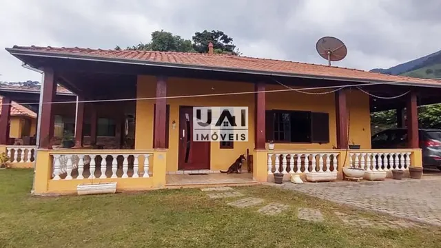 Foto 1 de Chácara mobiliada com 3 quartos (1 suíte), piscina e espaço gourmet, São Pedro