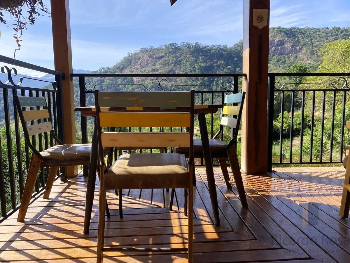 Foto 5 de Chalé de 1 suíte com varanda e vista para a serra em condomínio, Mato Dentro