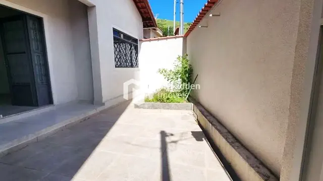 Foto 1 de Casa de 100 m² com duas kitnets na Medicina