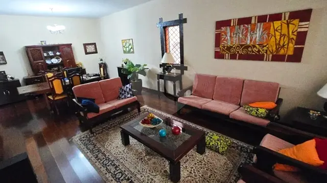 Foto 1 de Casa em terreno de 490 m²
