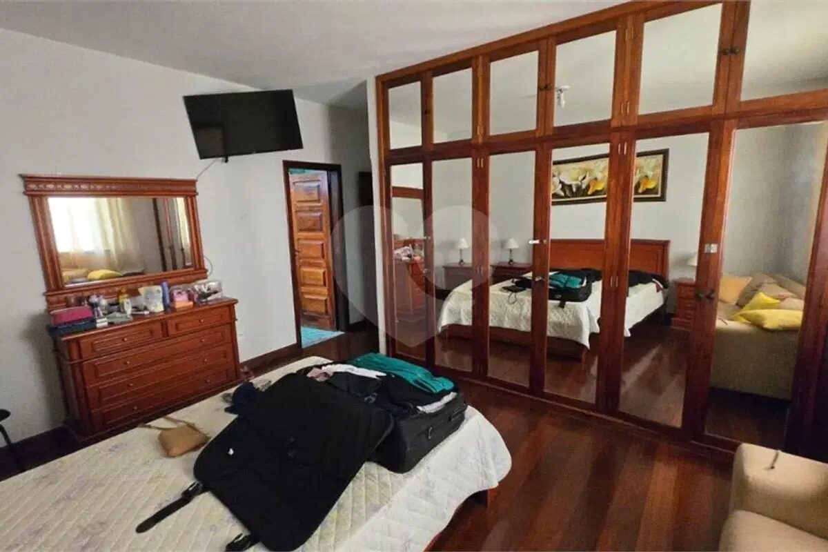 Foto 2 de Casa em terreno de 490 m²