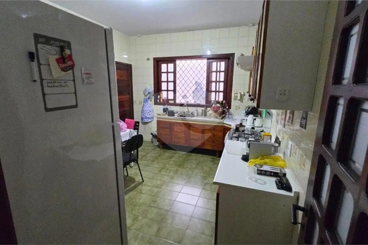 Foto 3 de Casa em terreno de 490 m²