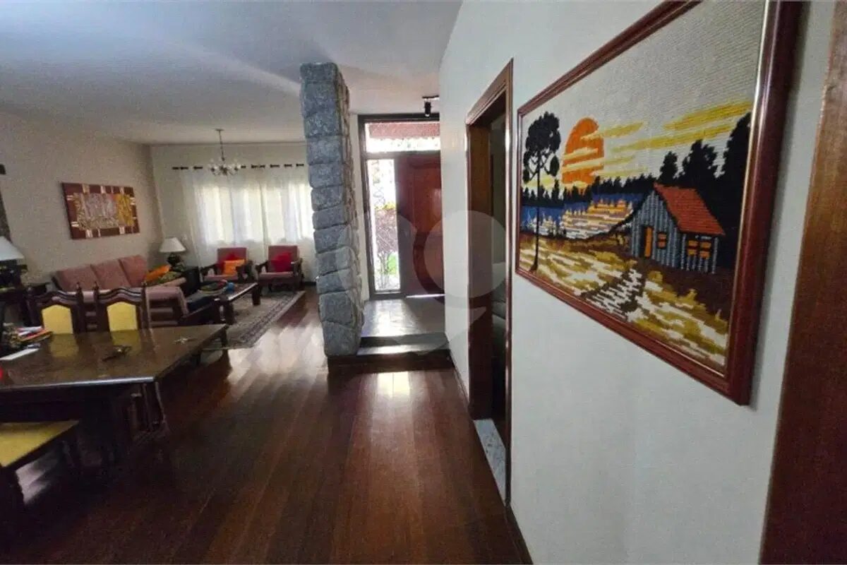 Foto 6 de Casa em terreno de 490 m²
