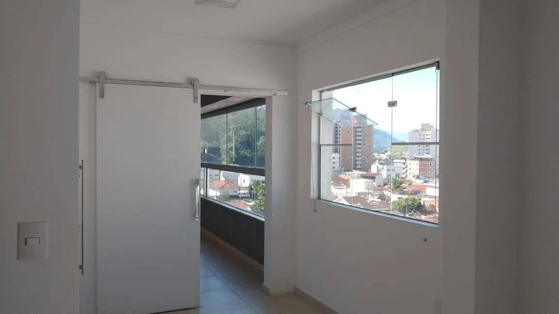 Foto 6 de Cobertura de 2 quartos (1 suíte) com área gourmet e vista da cidade, Centro