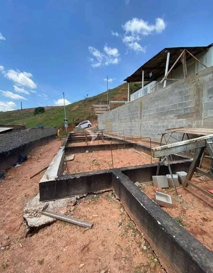 Foto 3 de Terreno de 200 m² na Rua Doutor Laércio Sanches, Açude