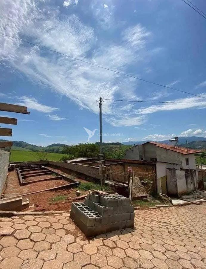 Foto 5 de Terreno de 200 m² na Rua Doutor Laércio Sanches, Açude
