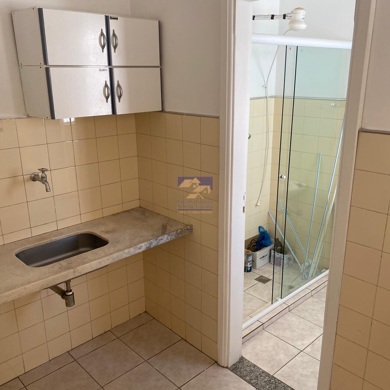 Foto 6 de Conjunto comercial de 82 m² com 3 salas, 2 banheiros e cozinha, Centro