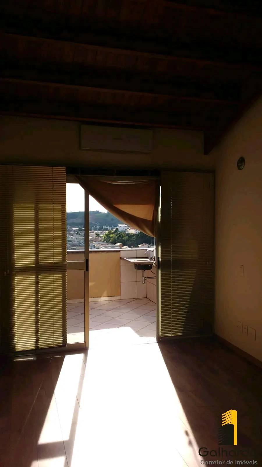 Foto 2 de Apartamento duplex de 3 quartos (1 suíte) com varanda gourmet, Morro Chic