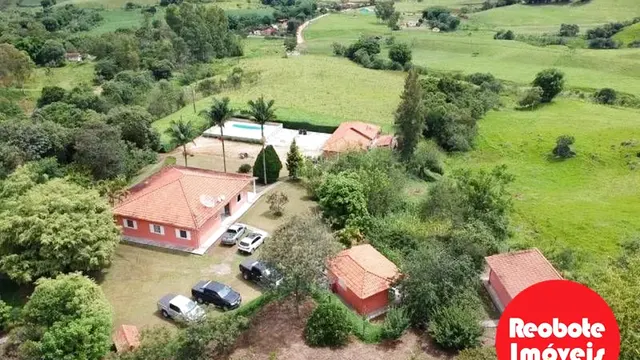 Foto 1 de Fazenda de 10 alqueires com casa de 7 quartos, lago e piscina, Freires