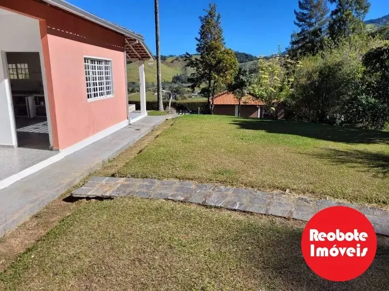 Foto 6 de Fazenda de 10 alqueires com casa de 7 quartos, lago e piscina, Freires