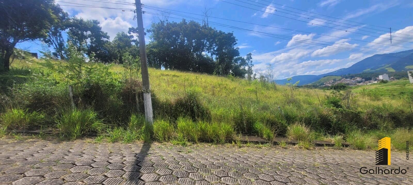 Foto 3 de Lote de 542 m² no Morro Chic