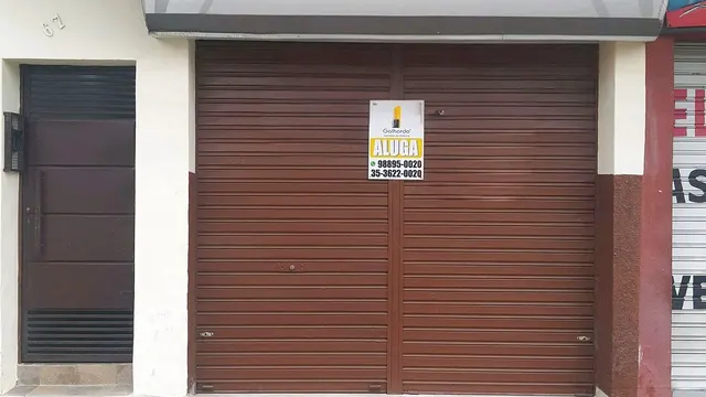 Sala comercial de 92,42 m² para alugar no bairro Centro