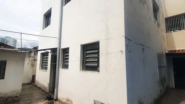 Sobrado comercial no Centro