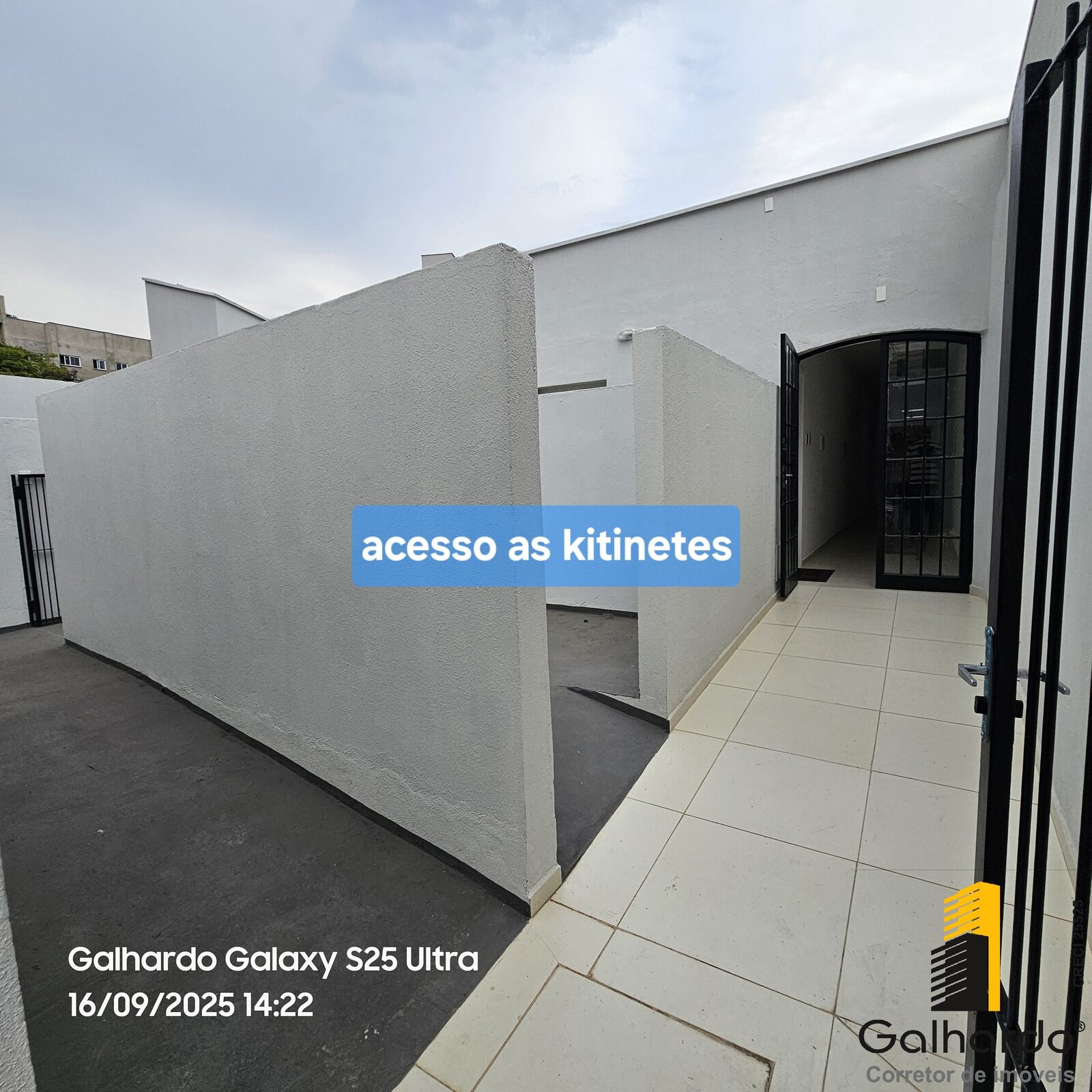 Foto 4 de Kitnet 08 de cerca de 28 m² para alugar no bairro Varginha
