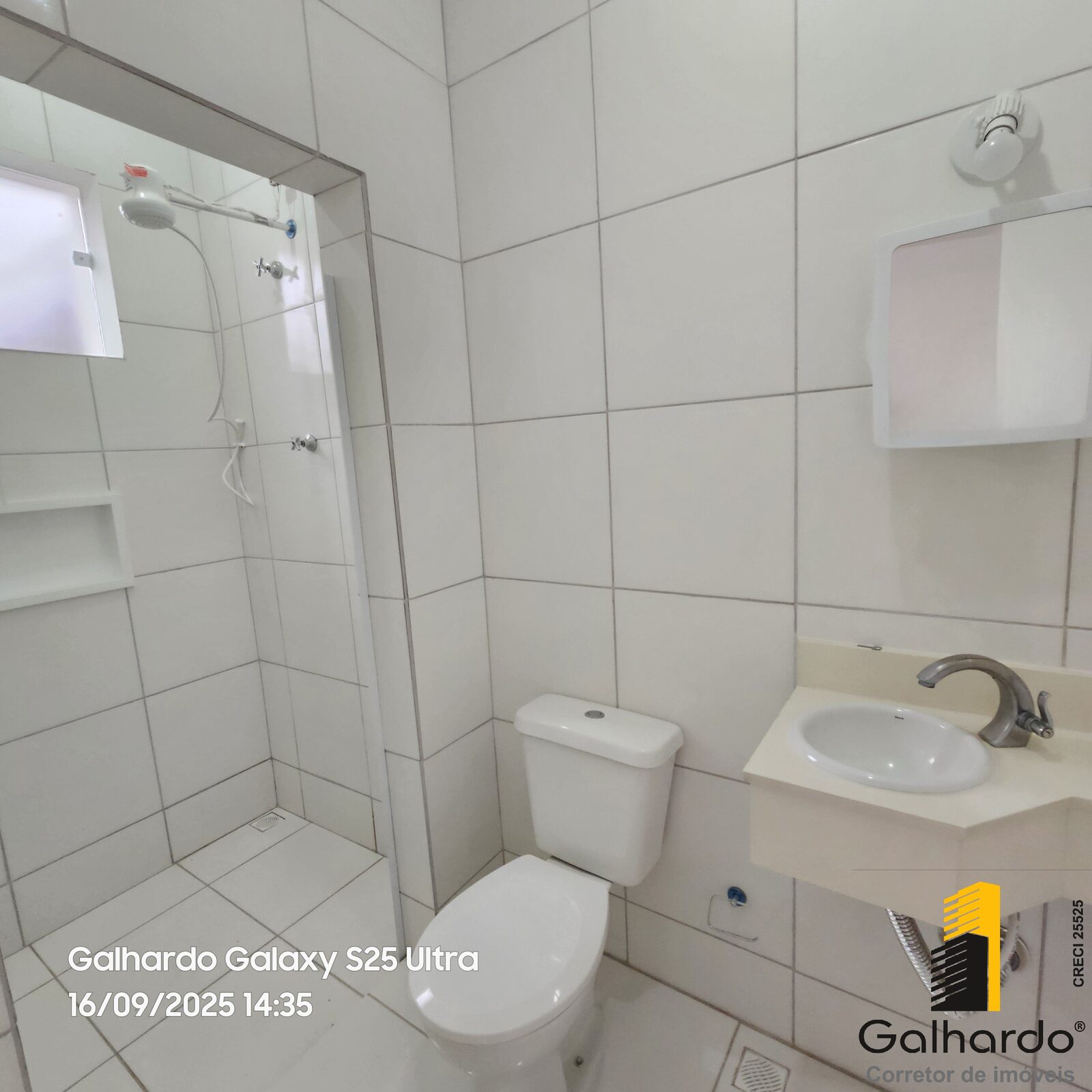 Foto 3 de Kitnet 11 de cerca de 28 m² para alugar no bairro Varginha