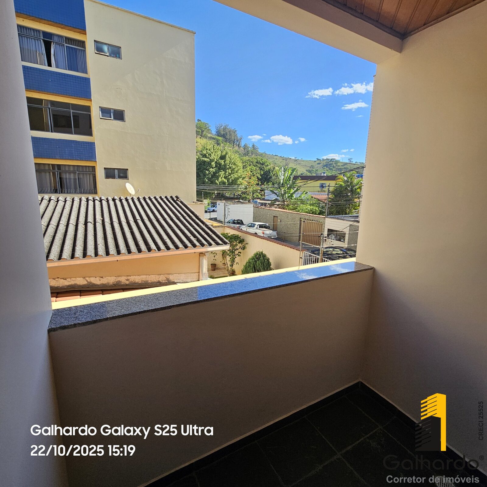 Foto 2 de Apartamento de 104 m² para alugar no bairro Varginha