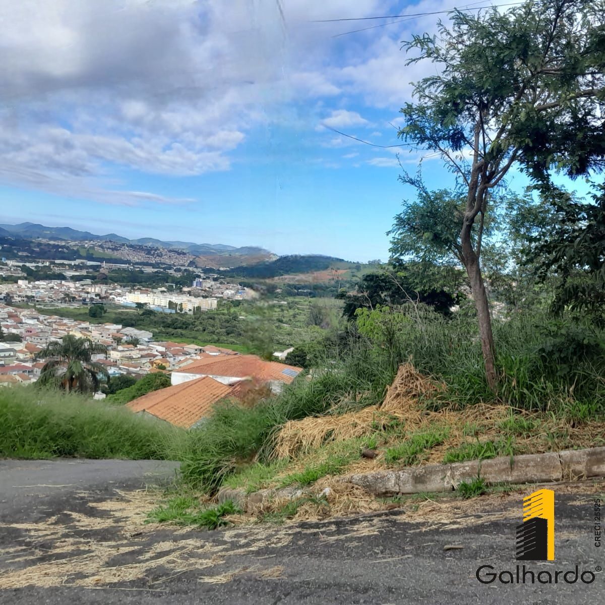 Foto 3 de Lote de 435,75 m² no Morro Chic