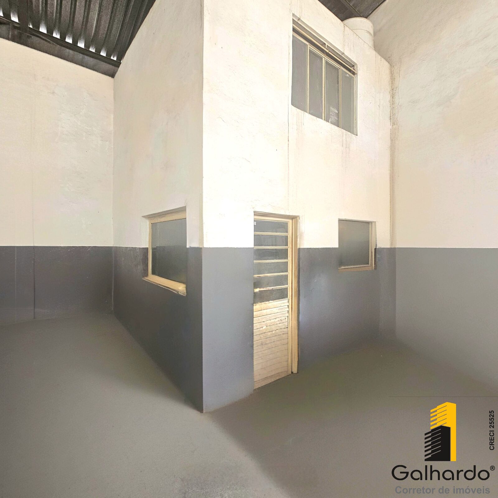 Foto 3 de Galpão de 330 m² para alugar no bairro Distrito Industrial