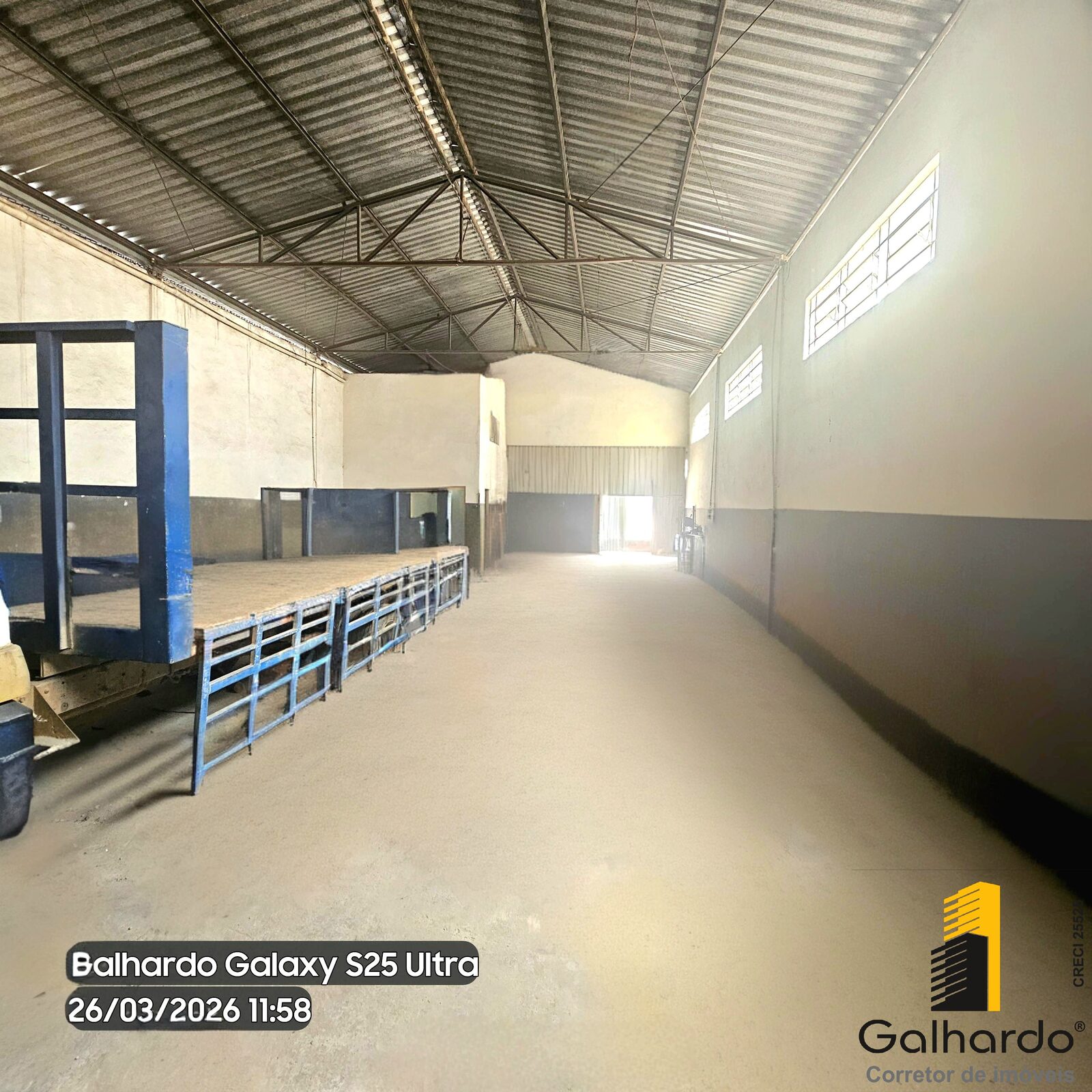 Foto 4 de Galpão de 330 m² para alugar no bairro Distrito Industrial
