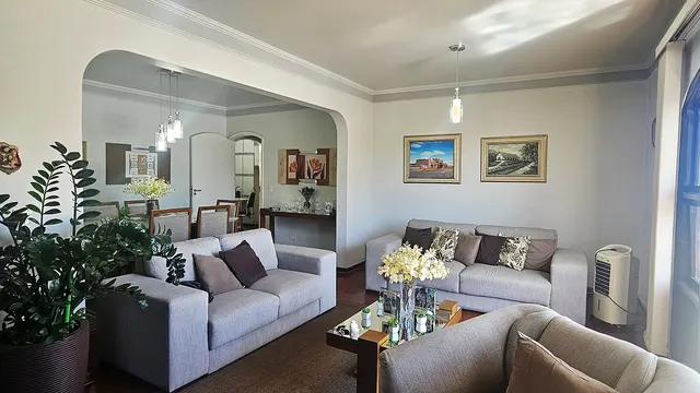 Apartamento de 3 quartos e 153,66 m² privativos no Centro