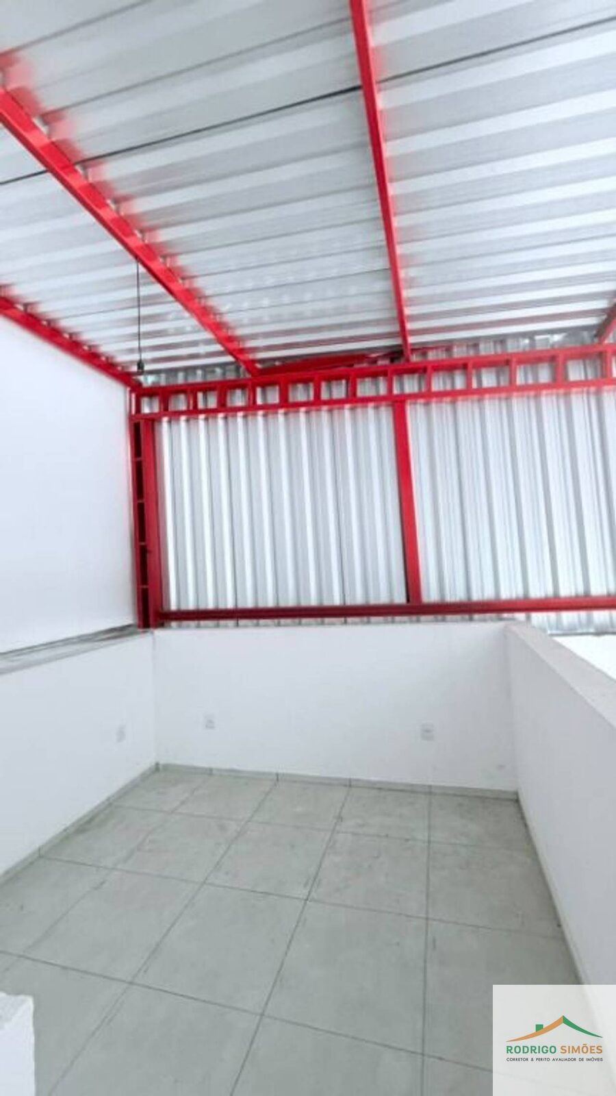Foto 5 de Galpão de 260 m² com mezanino, escritório e 4 vagas, Avenida