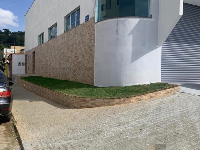 Foto 2 de Galpão novo de 490 m² em esquina de grande visibilidade, São Judas Tadeu